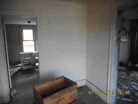 6700 Clifton (23)_m.jpg